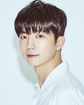 우영