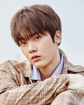 윤산하
