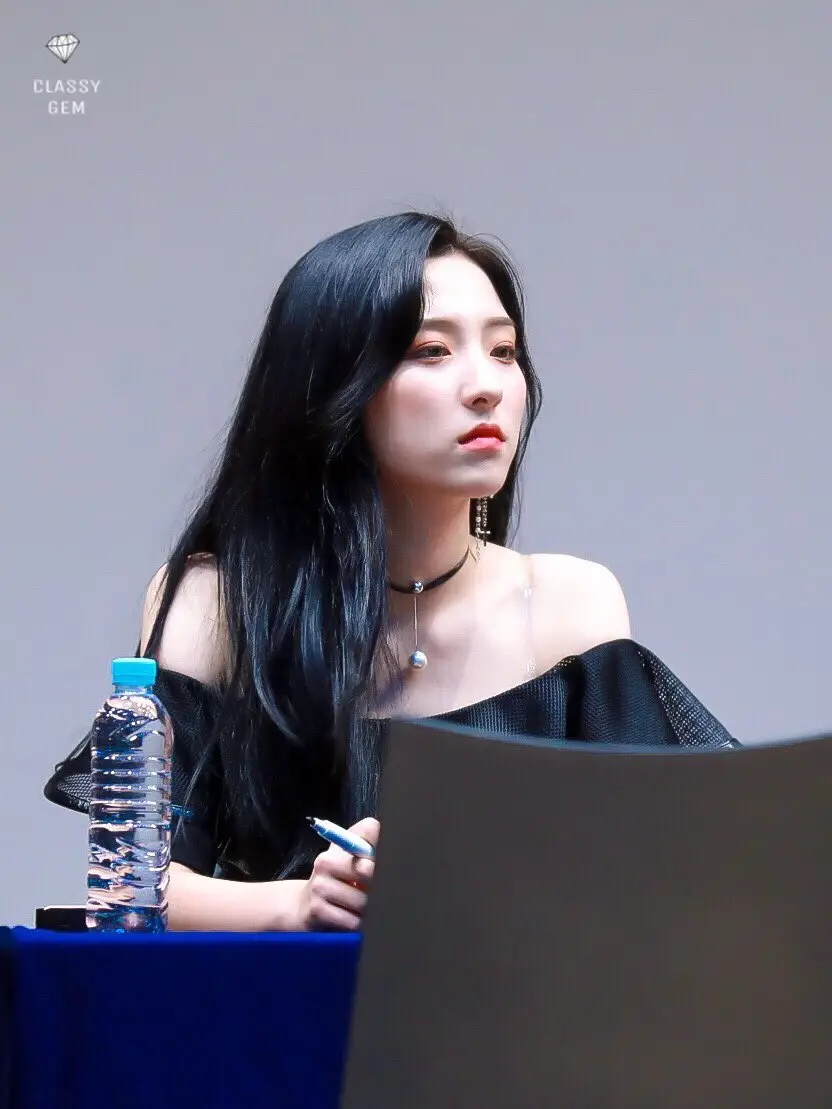 우주소녀 블랙 은서