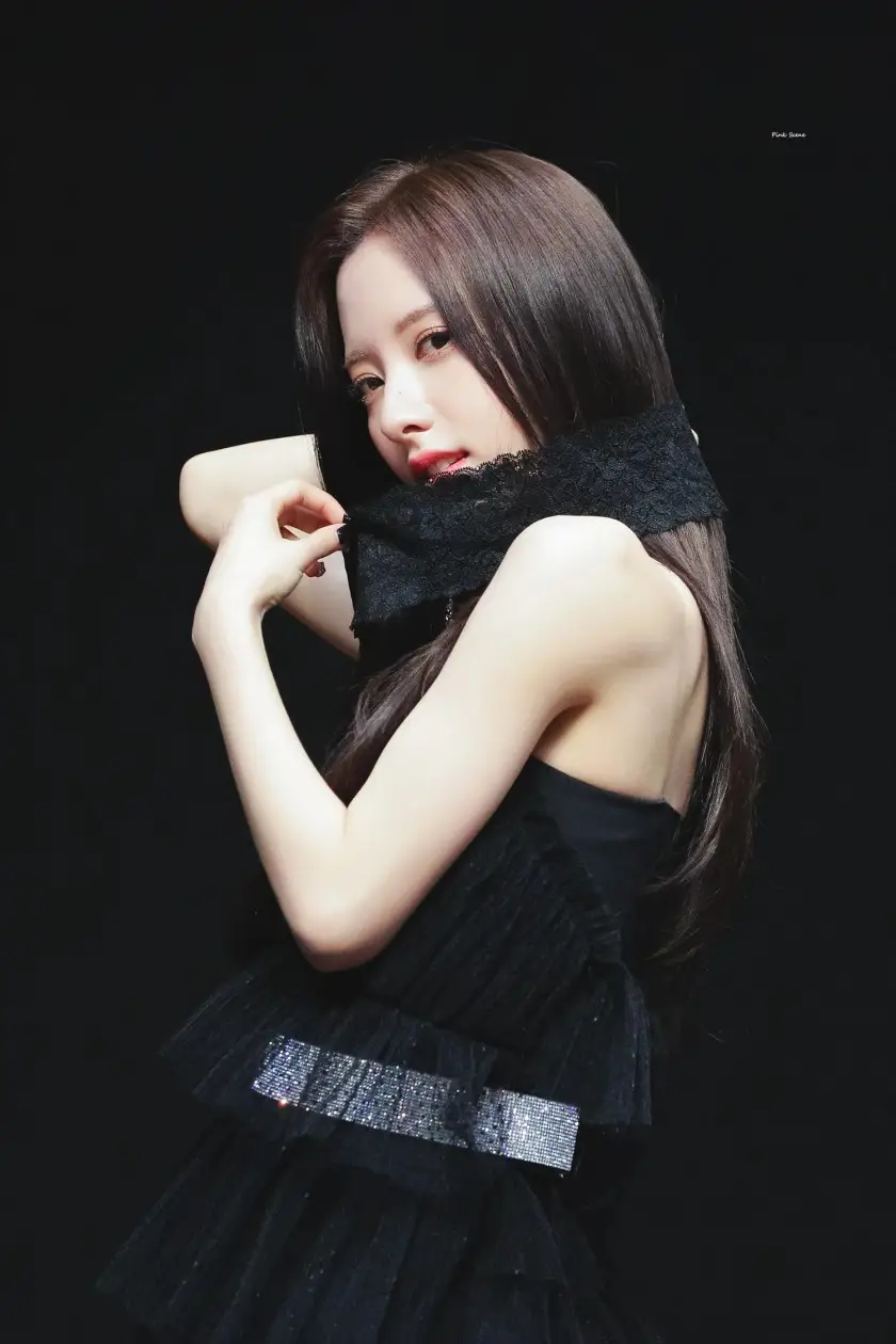 눈 가리는 우주소녀 보나