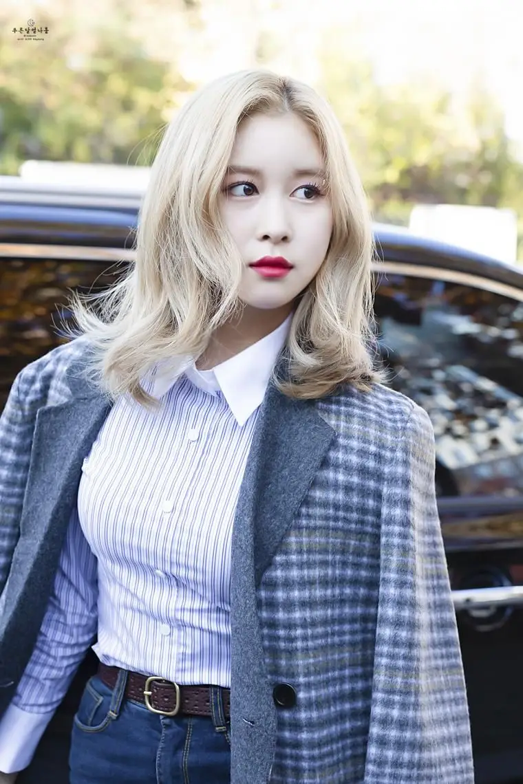 비오는 저녁... 우주소녀 다영.jpg