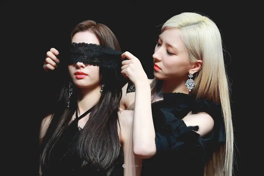눈 가리는 우주소녀 보나
