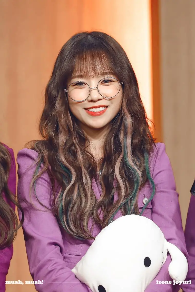 #아이즈원 팬사인회.jpg