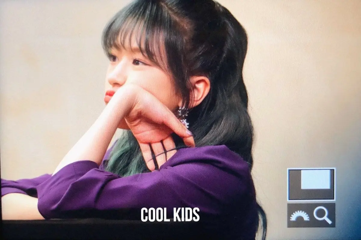 마스크 팬싸하는 #아이즈원 #안유진.jpg