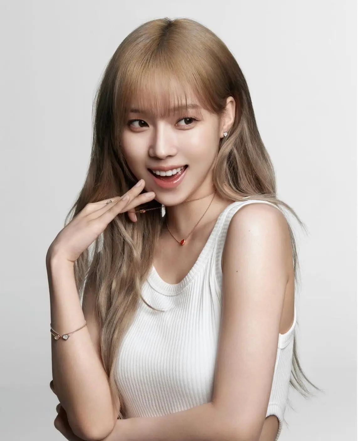 스위스 시계 주얼리 브랜드 <쇼파드(Chopard)> 글로벌 엠버서더가 된 에스파