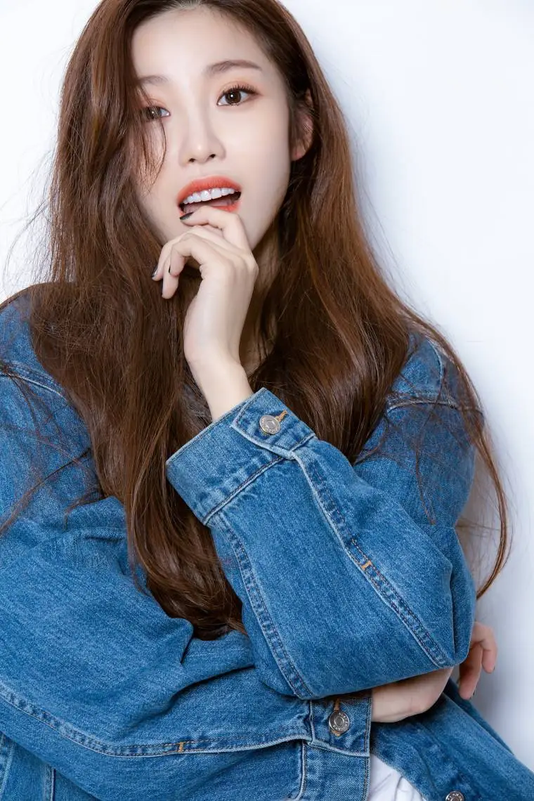 전효성 - 프로필B컷 (30p)