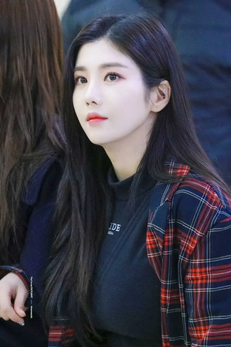 아이즈원 참리더 권은비