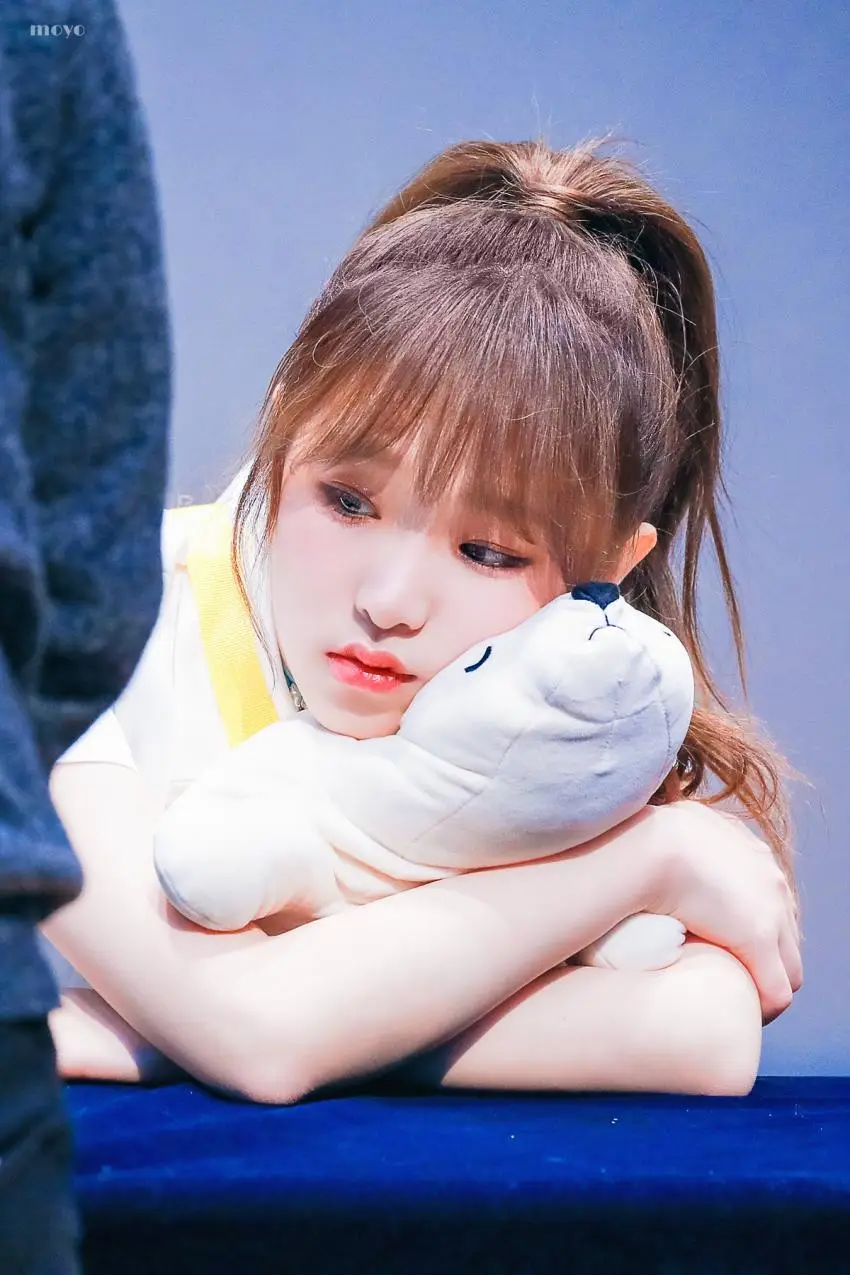 아침에 보는 #아이즈원 오리(#최예나).jpg