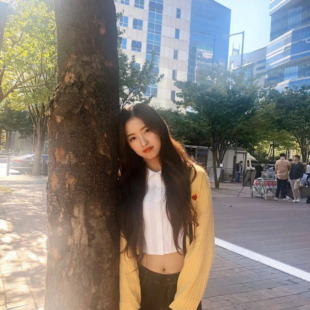 오늘자 오마이걸.insta