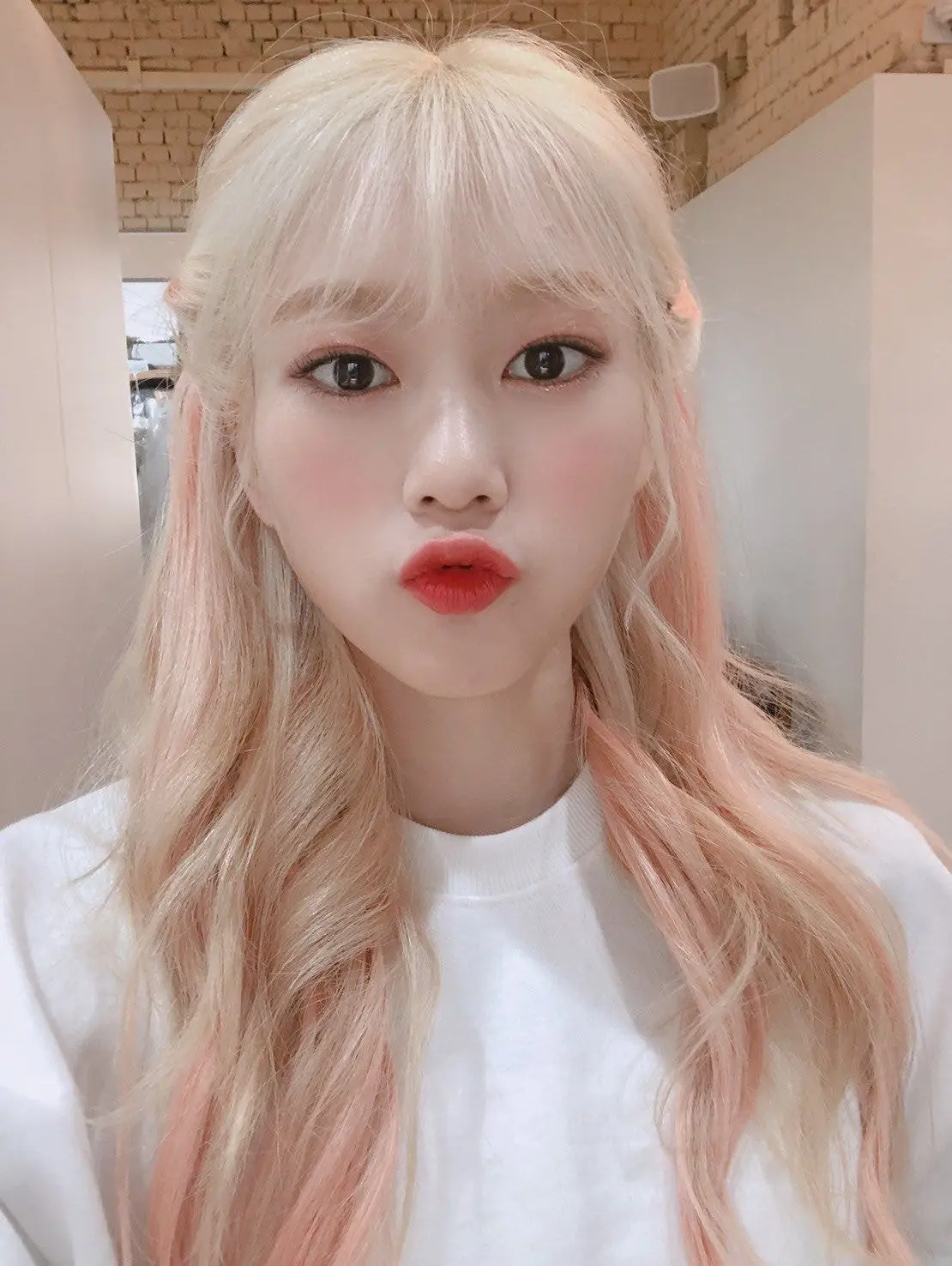 앞머리 자른 후 셀카 올린 오마이걸 지호