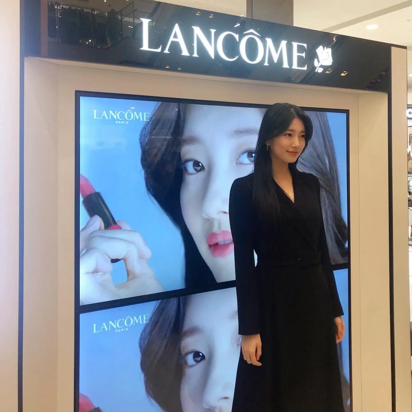 폰카로 찍은 수지.jpg