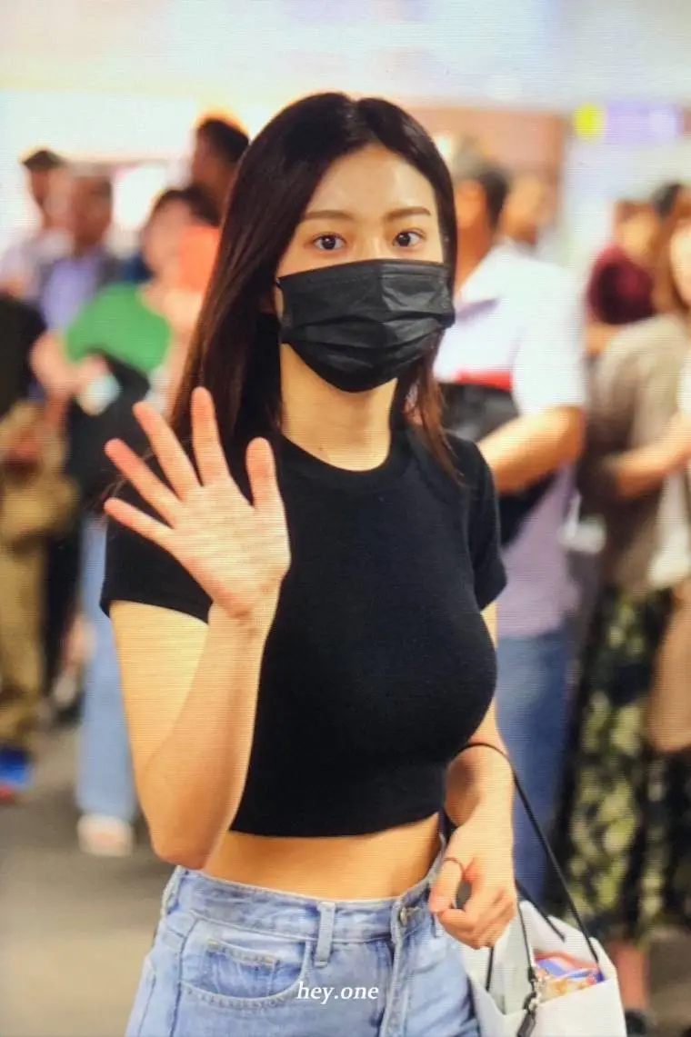 [preview] 대만 출국하는 #아이즈원 #혜원