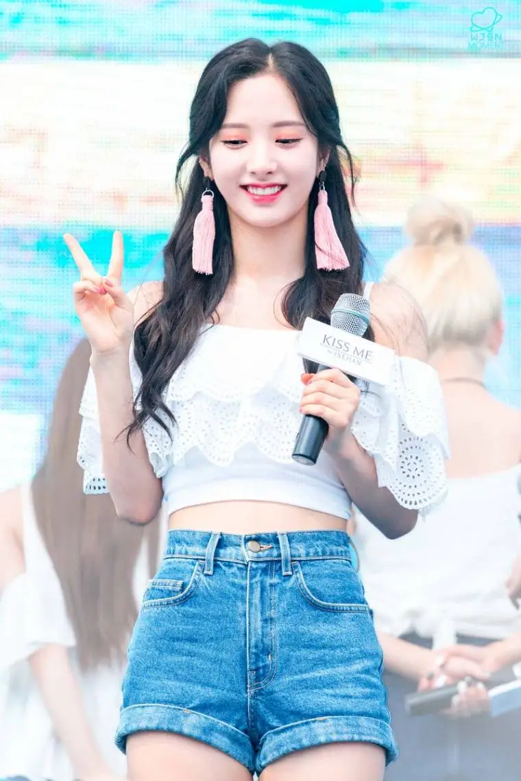 우주소녀 보나.jpg