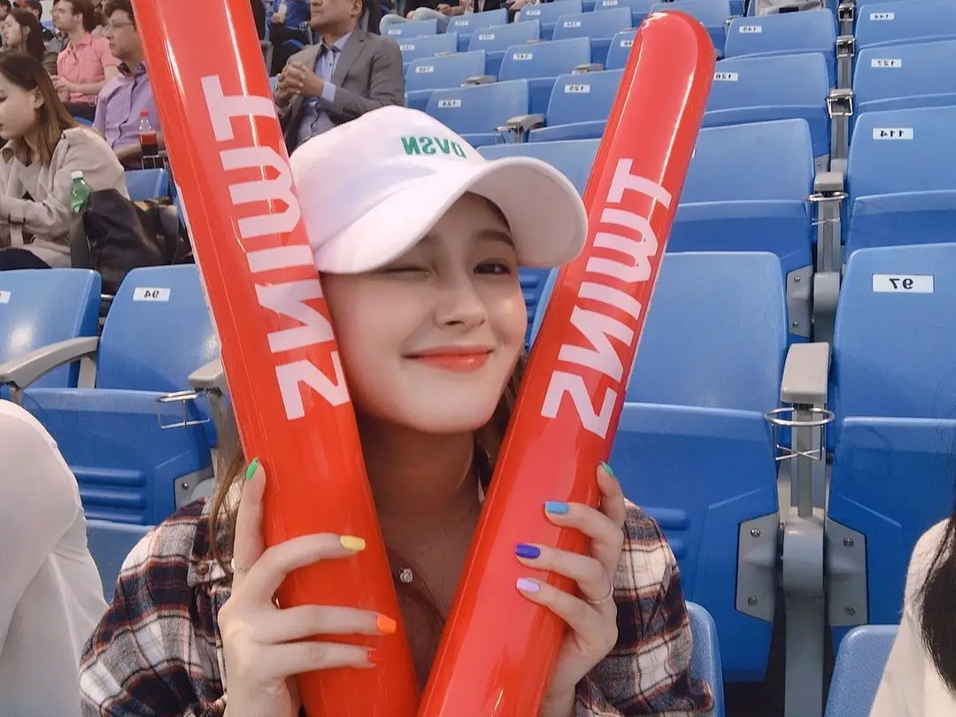 야구장에 놀러간 #낸시.jpg