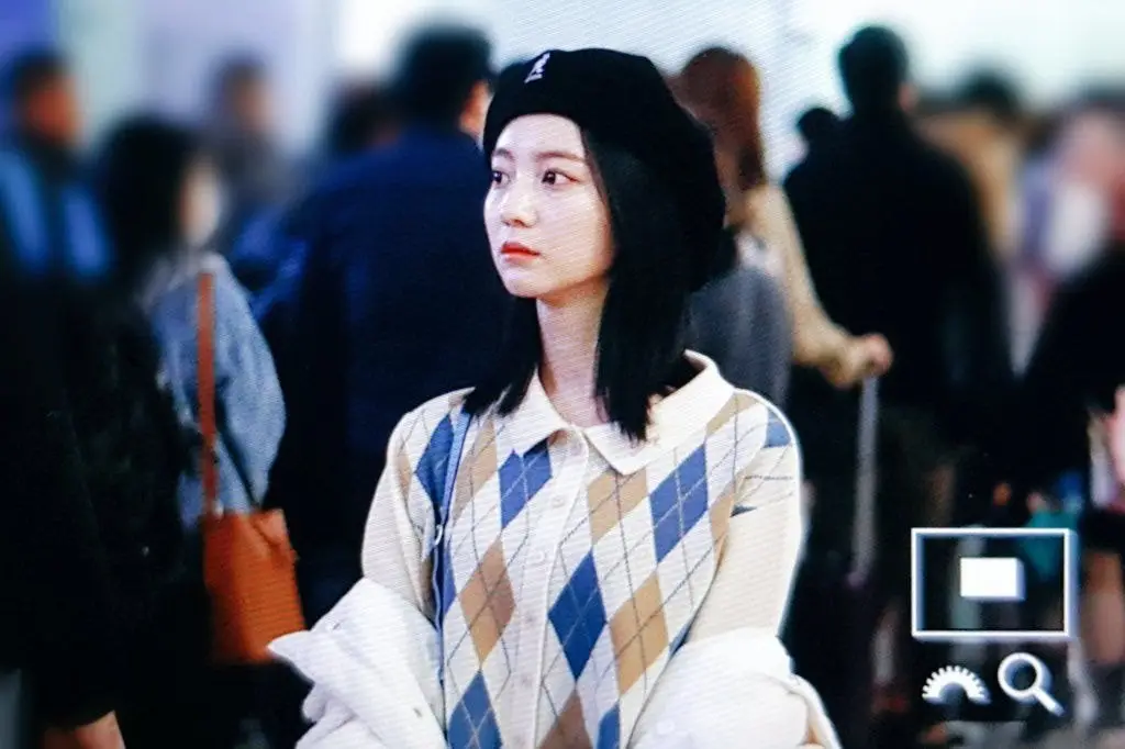 베레모쓰고 출국하는 오마이걸 비니