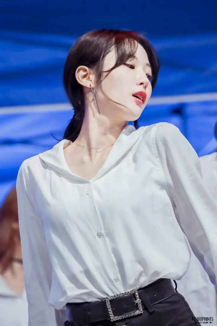 일요일 저녁.. 우주소녀 루다