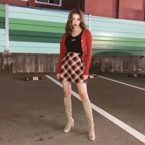 선미, 악플러 12명 상대 고소장 접수