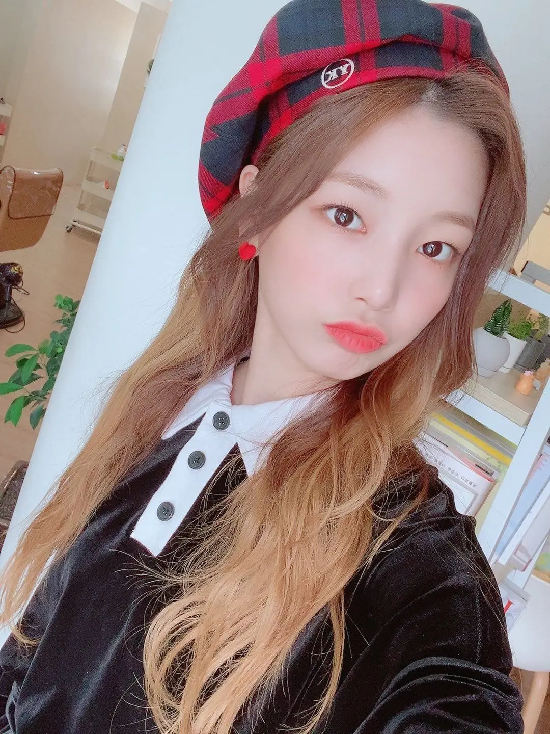 오늘자 로켓펀치 연희 트윗 업뎃