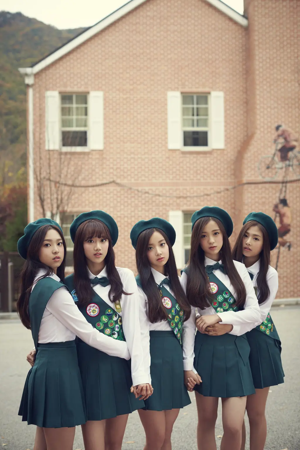 에이프릴 컴백 컨셉티저 공개.jpg