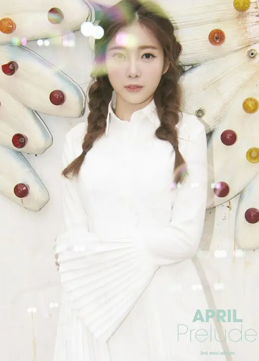 에이프릴, 채경 합류 6인조 티저 첫공개