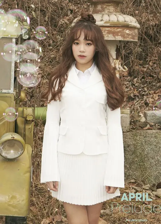에이프릴, 채경 합류 6인조 티저 첫공개