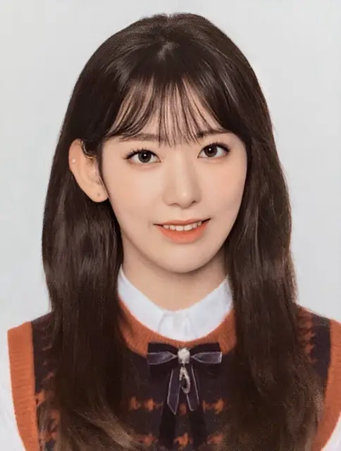 #아이즈원 시즌그리팅 속 증명사진