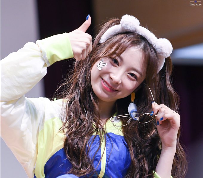 로켓펀치 윤경이