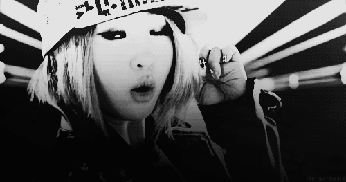 2NE1 - 내가 제일 잘나가 움짤 ㅋㅋ
